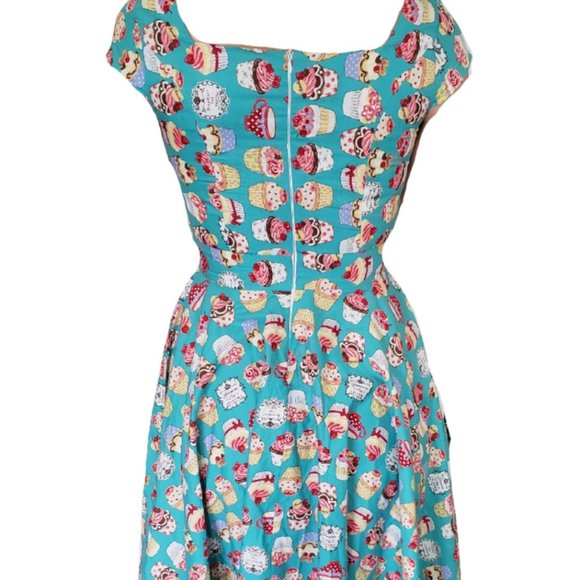 Cupcake Print Retro Skater Dress - Picture 2 of 6